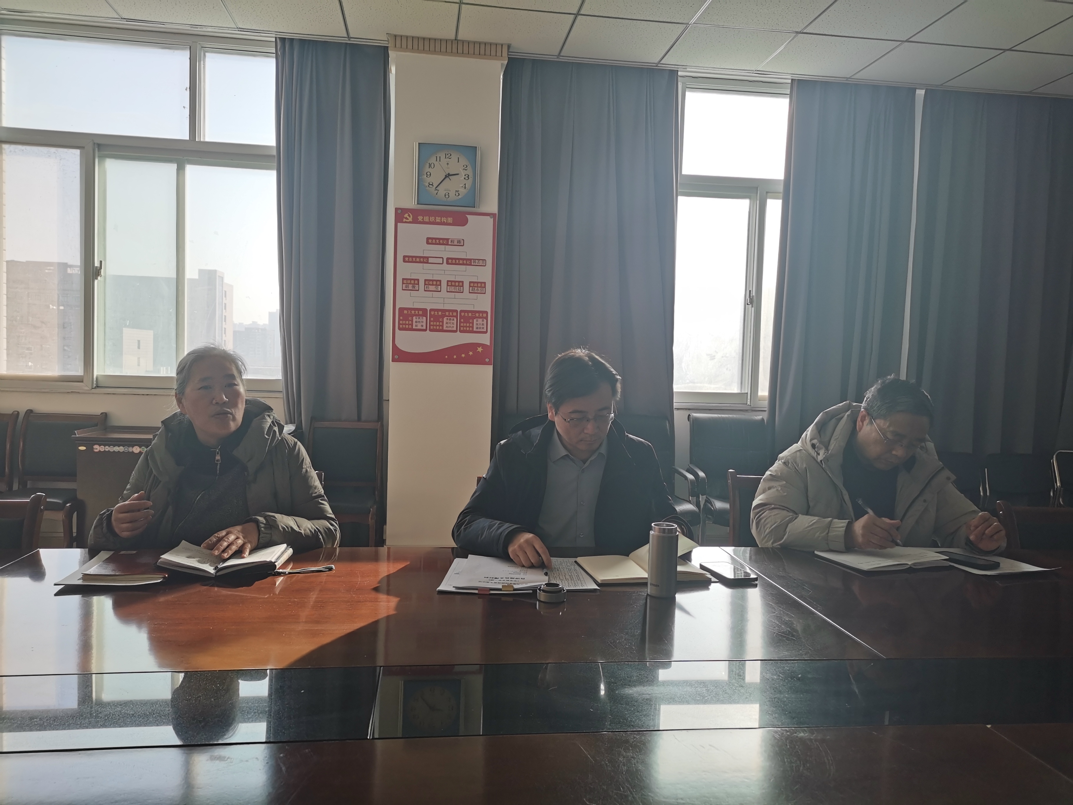 2024-2025-2期末全体教职工会议2.jpg 2024-2025-2期末全体教职工会议2.jpg