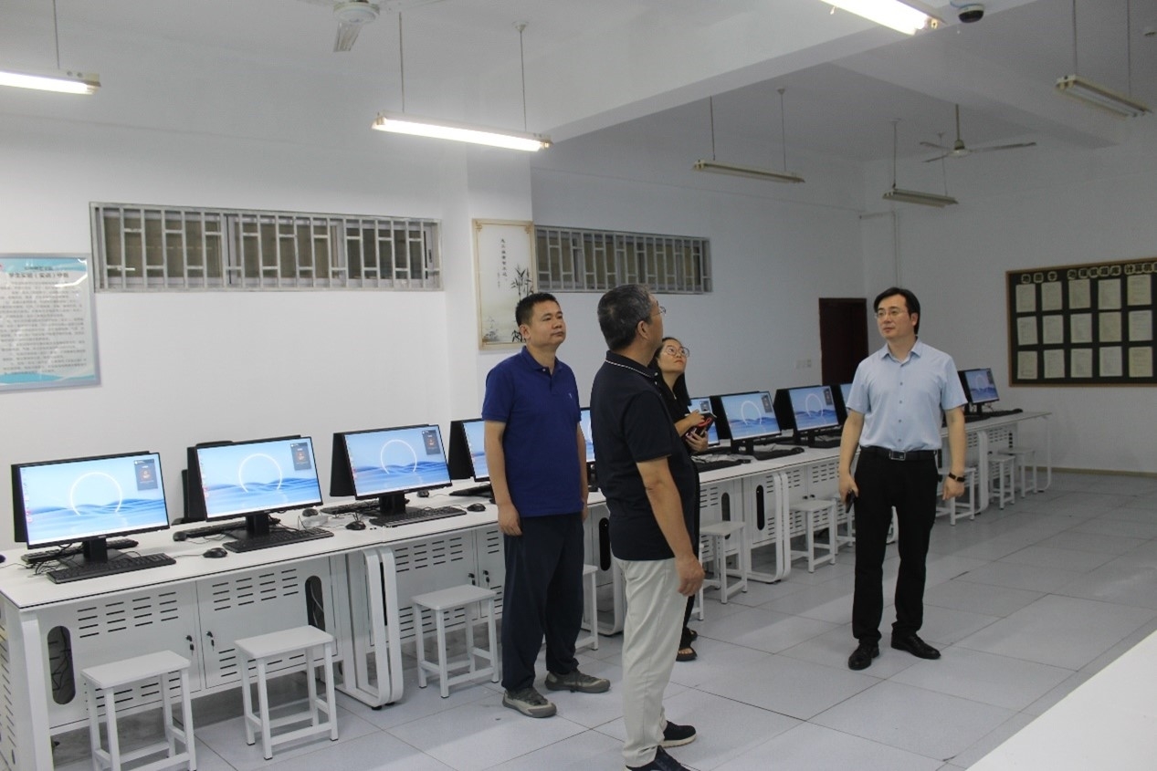 图片12.jpg 图片12.jpg