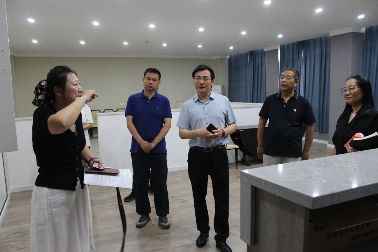 图片10.jpg 图片10.jpg