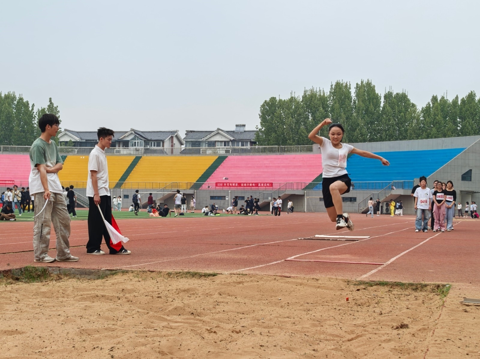 微信图片_20250412125923.jpg 微信图片_20250412125923.jpg