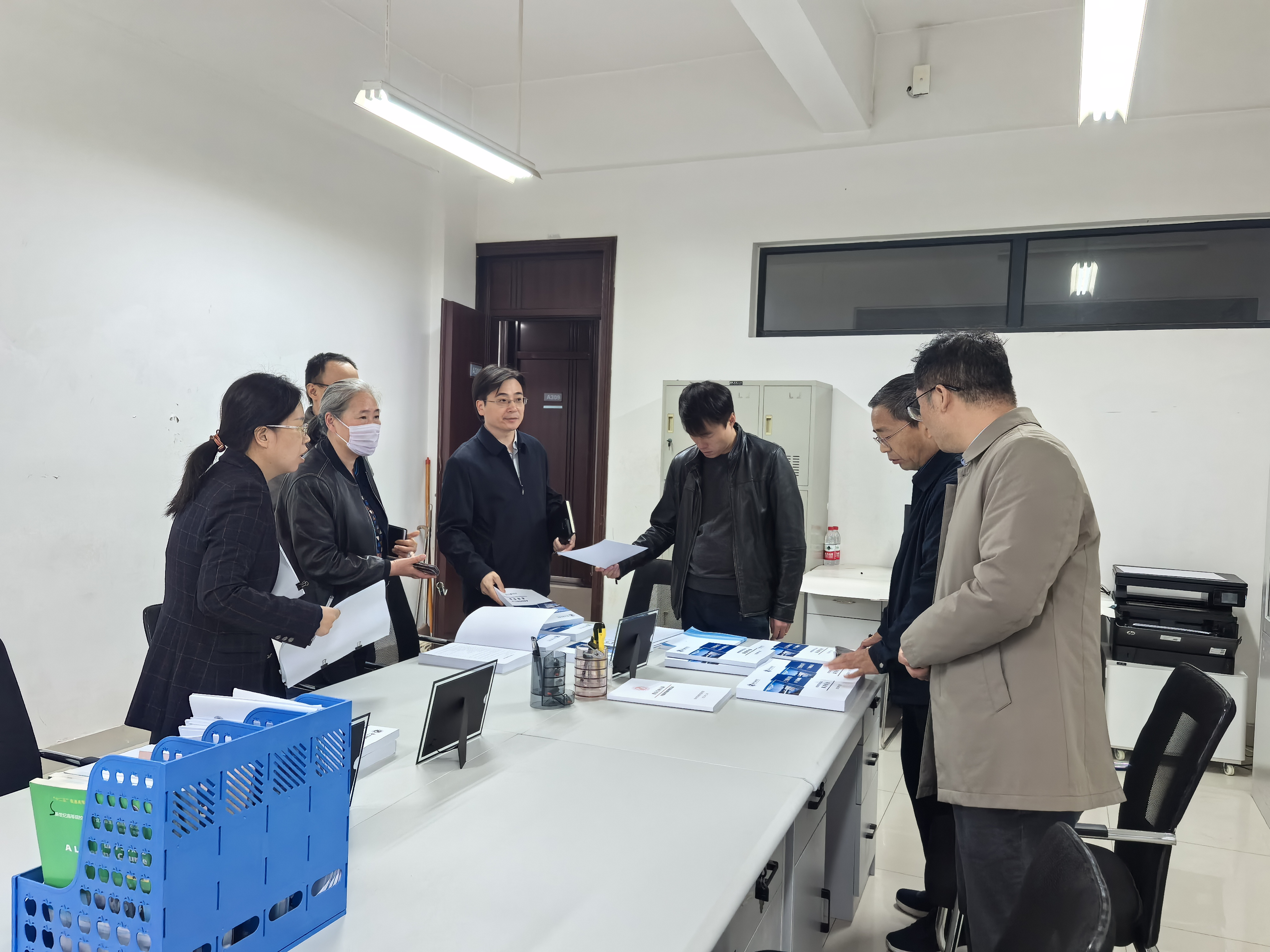 图片4.png 图片4.png