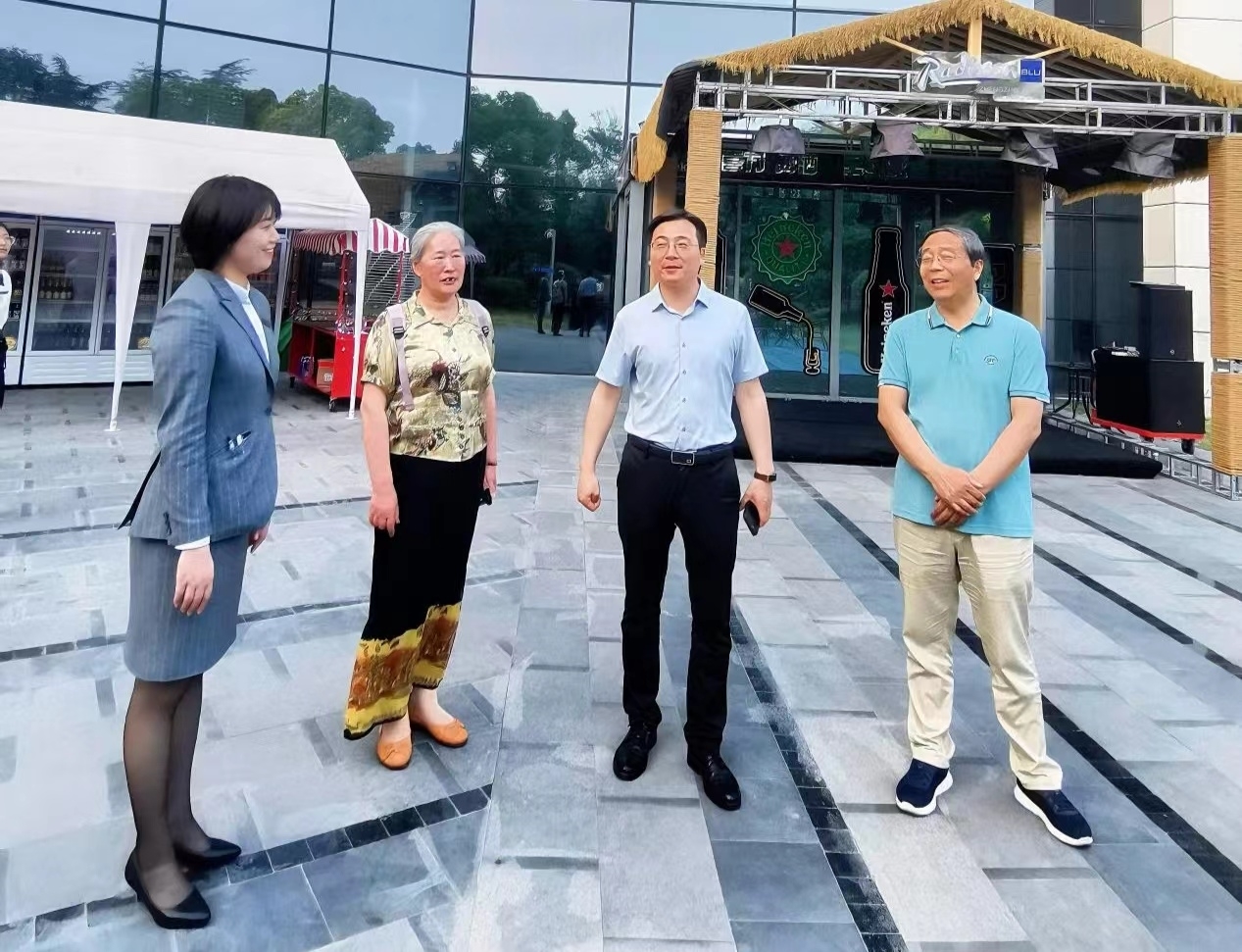 ba08830b4188084f20942f50ba49012.jpg ba08830b4188084f20942f50ba49012.jpg